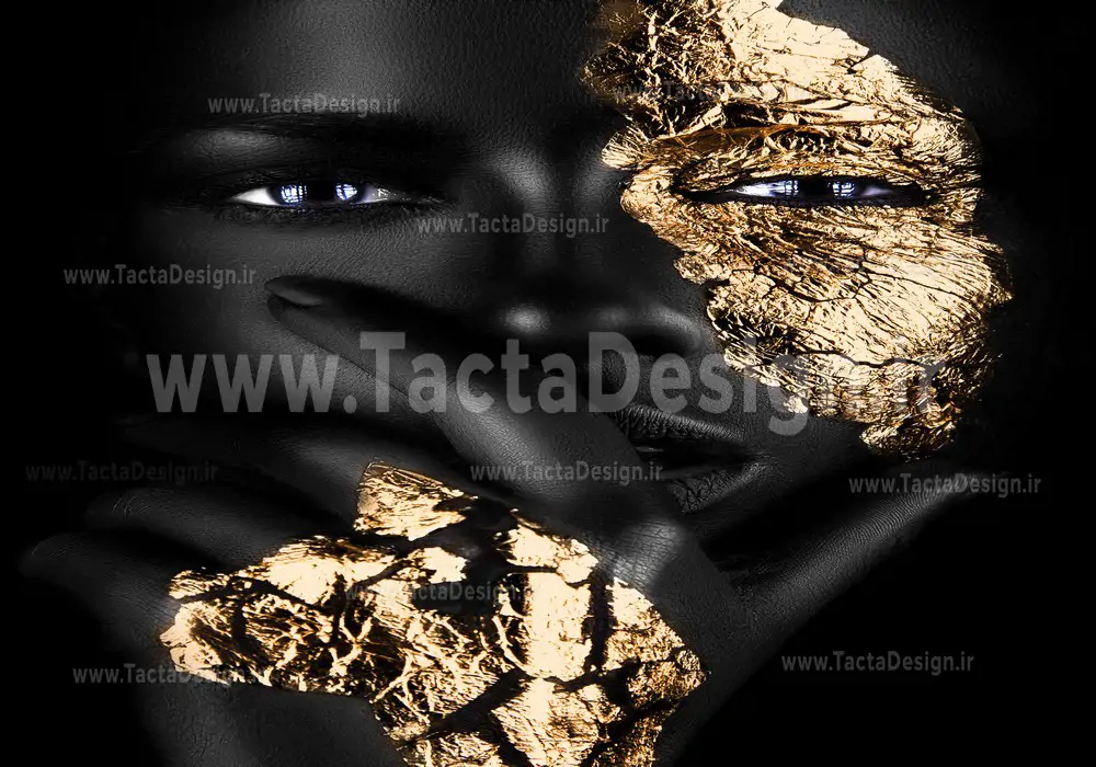 چهره یک سیاه با لکه های طلایی